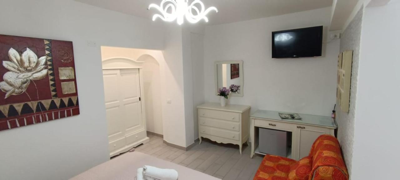 B&B Appartamenti L'Anfora Sperlonga Exterior photo