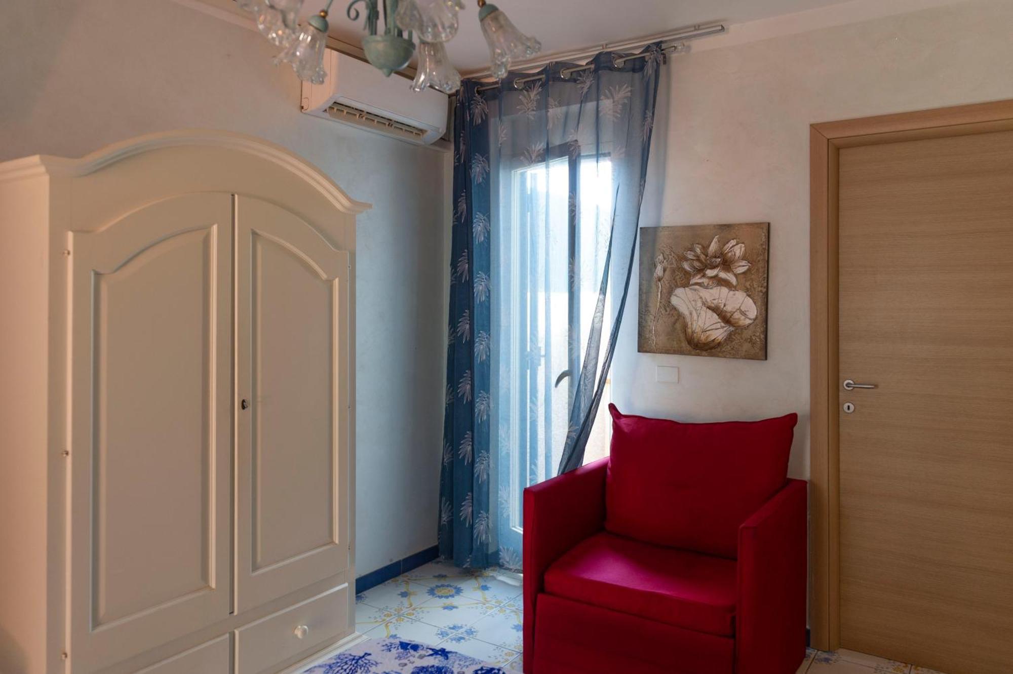 B&B Appartamenti L'Anfora Sperlonga Exterior photo