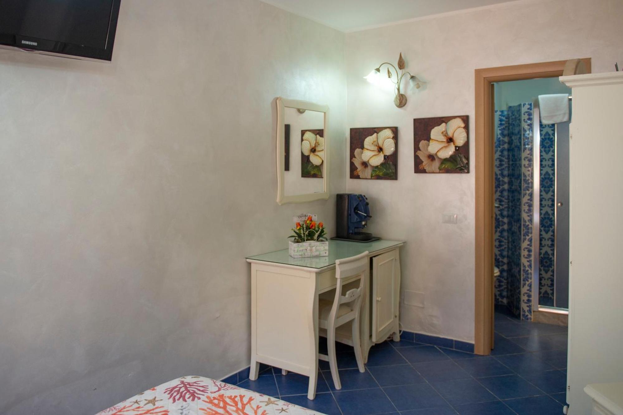 B&B Appartamenti L'Anfora Sperlonga Exterior photo