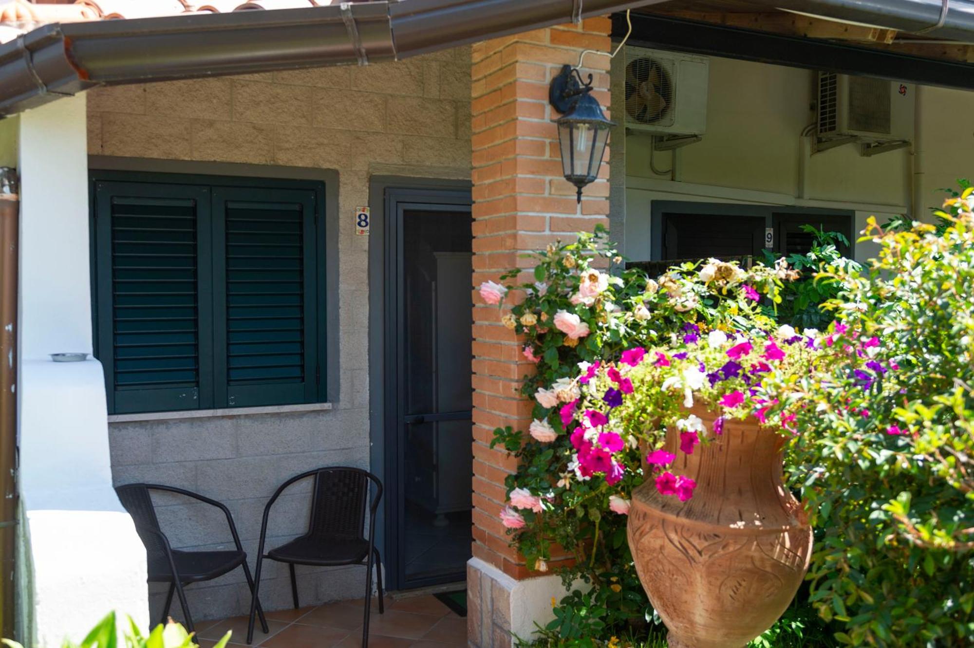 B&B Appartamenti L'Anfora Sperlonga Exterior photo